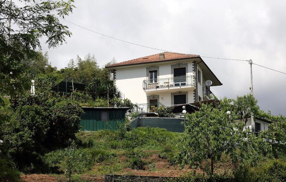 Villa Maremonti - Con 3 Piscine Сестри Леванте Стая снимка